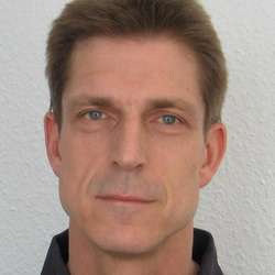 Picture of Henning Buelow
