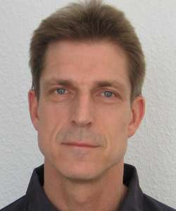Picture of Henning Buelow